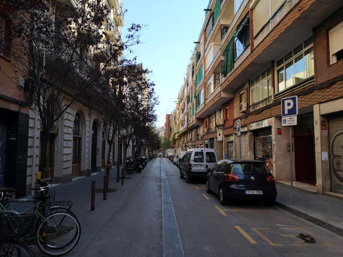 Aparteasy - Atic Sants Barcelona Exterior foto